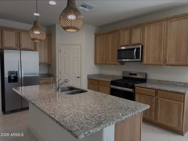 $2,500 | 13550 West Cassia Trail, Peoria, AZ 85383