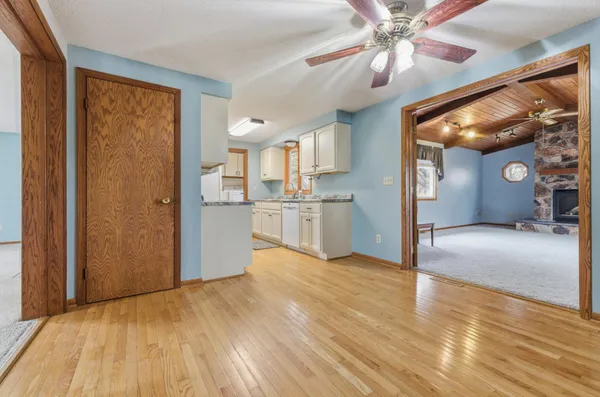 $359,900 | 2180 460th Street, Hanley Falls, MN 56245