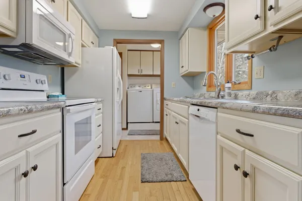 $359,900 | 2180 460th Street, Hanley Falls, MN 56245