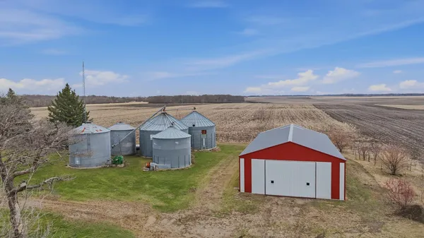 $359,900 | 2180 460th Street, Hanley Falls, MN 56245