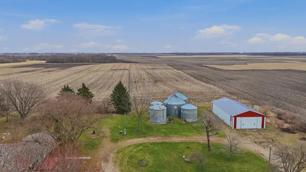 $359,900 | 2180 460th Street, Hanley Falls, MN 56245