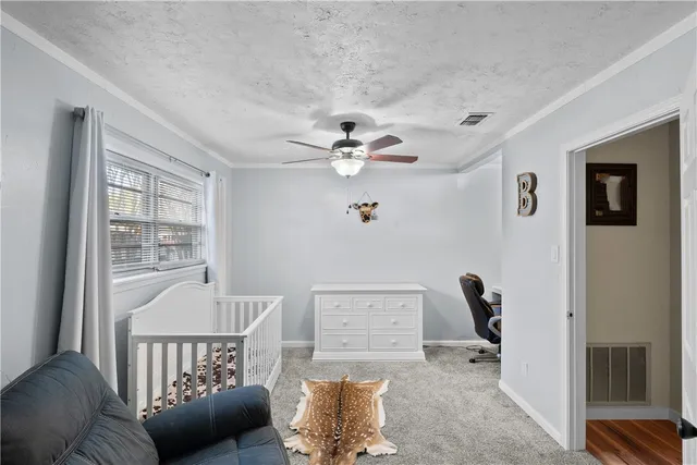 $289,999 | 402 June Street, Bryan, TX 77802