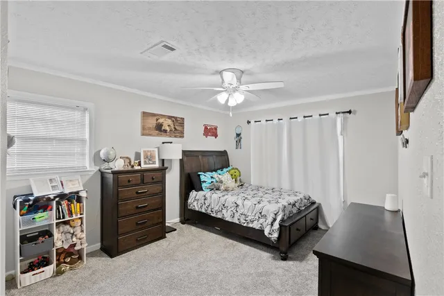 $289,999 | 402 June Street, Bryan, TX 77802