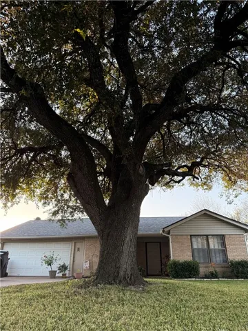 $289,999 | 402 June Street, Bryan, TX 77802
