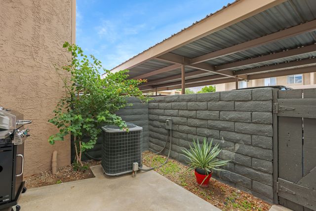 $4,500 | 2274 North Indian Canyon Drive, Unit C, Palm Springs, CA 92262