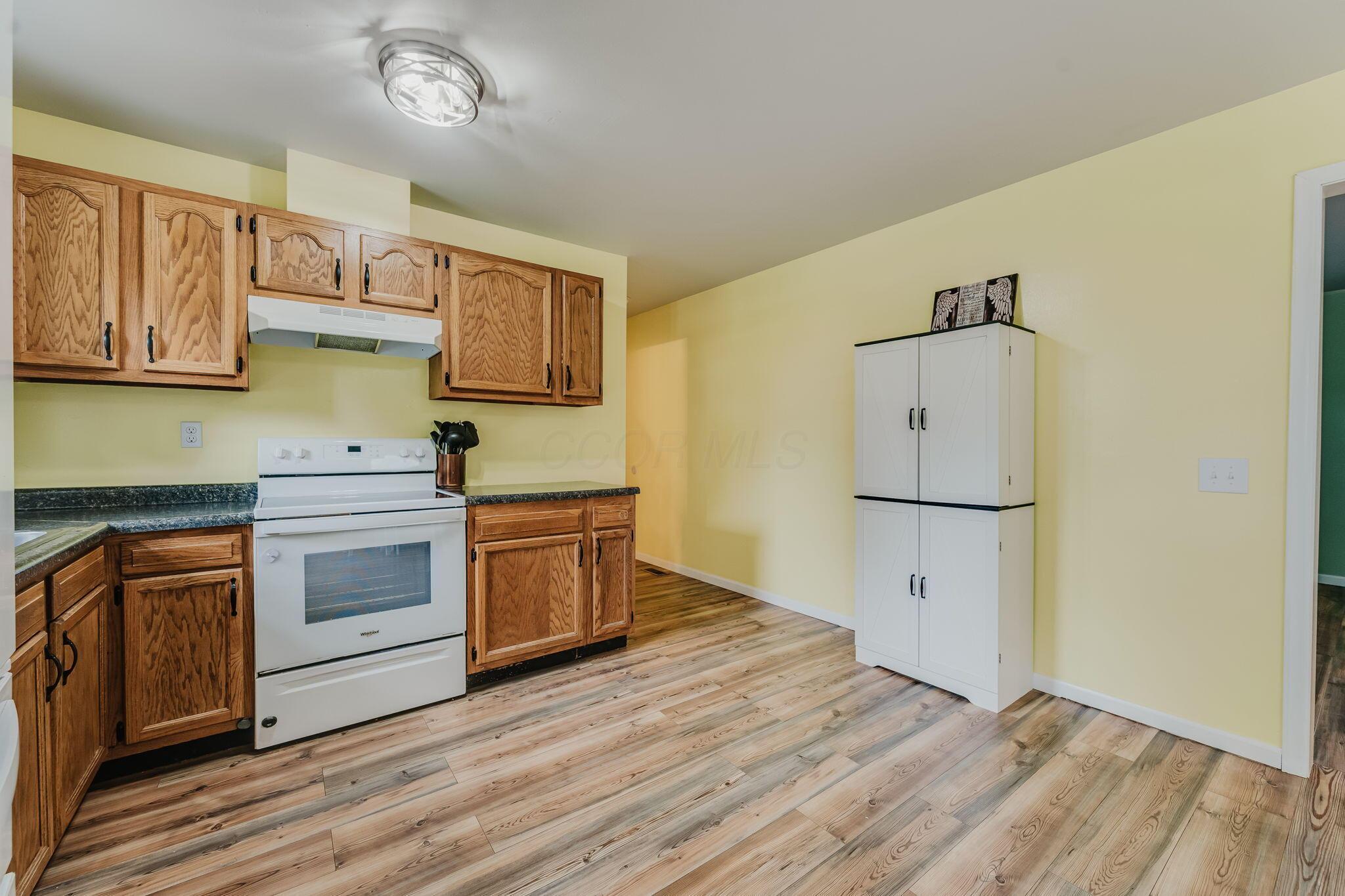 20340 Evans Road Raymond, OH 43067 - Photo 13 of 72 Kitchen