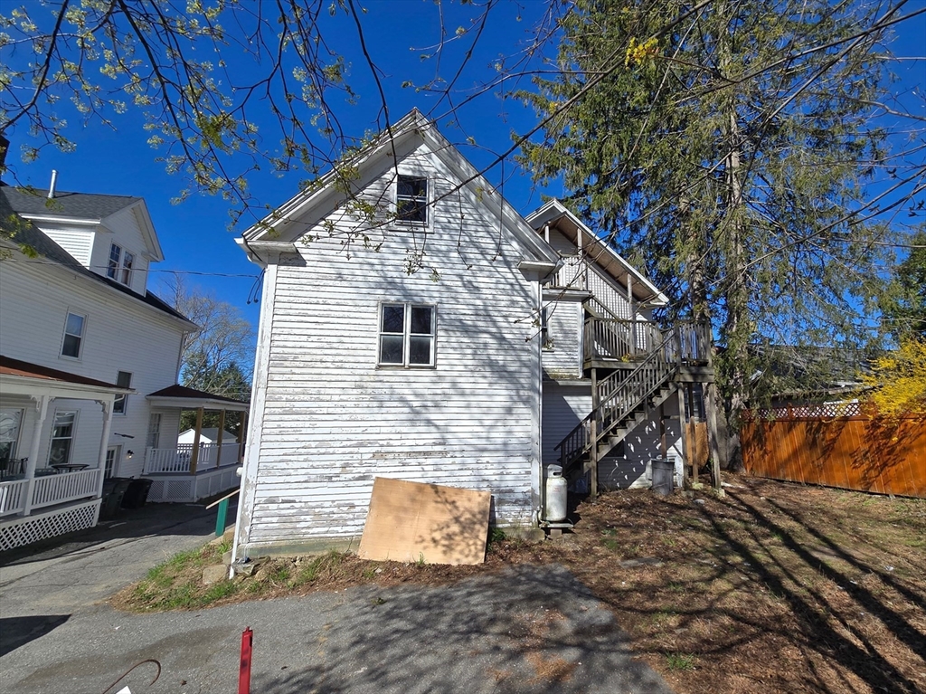 96 Chestnut Street Gardner, MA 01440 - Photo 2 of 5