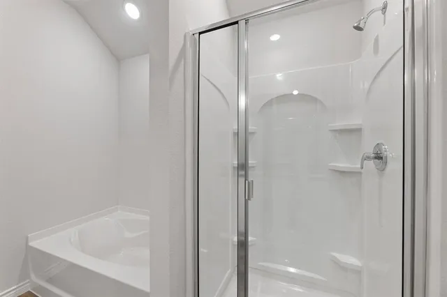 $299,990 | 3855 Rose Hl Court, Denison, TX 75020