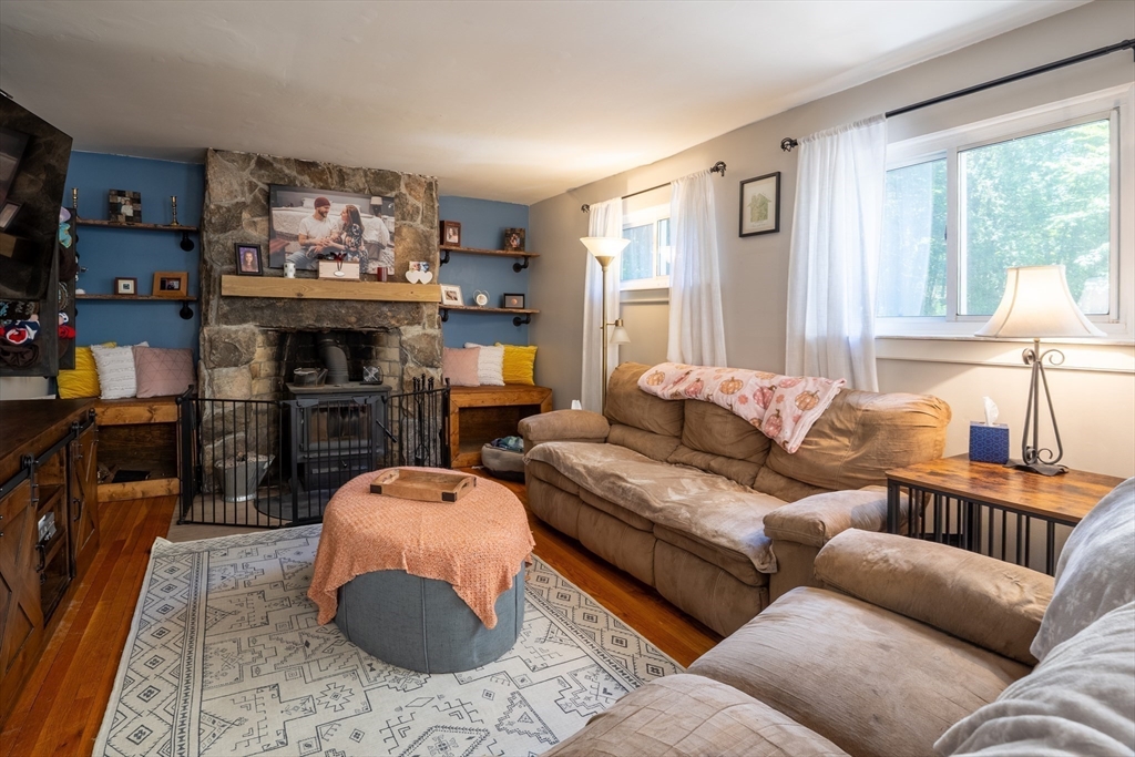 519 Warwick Road Northfield, MA 01360 - Photo 11 of 42