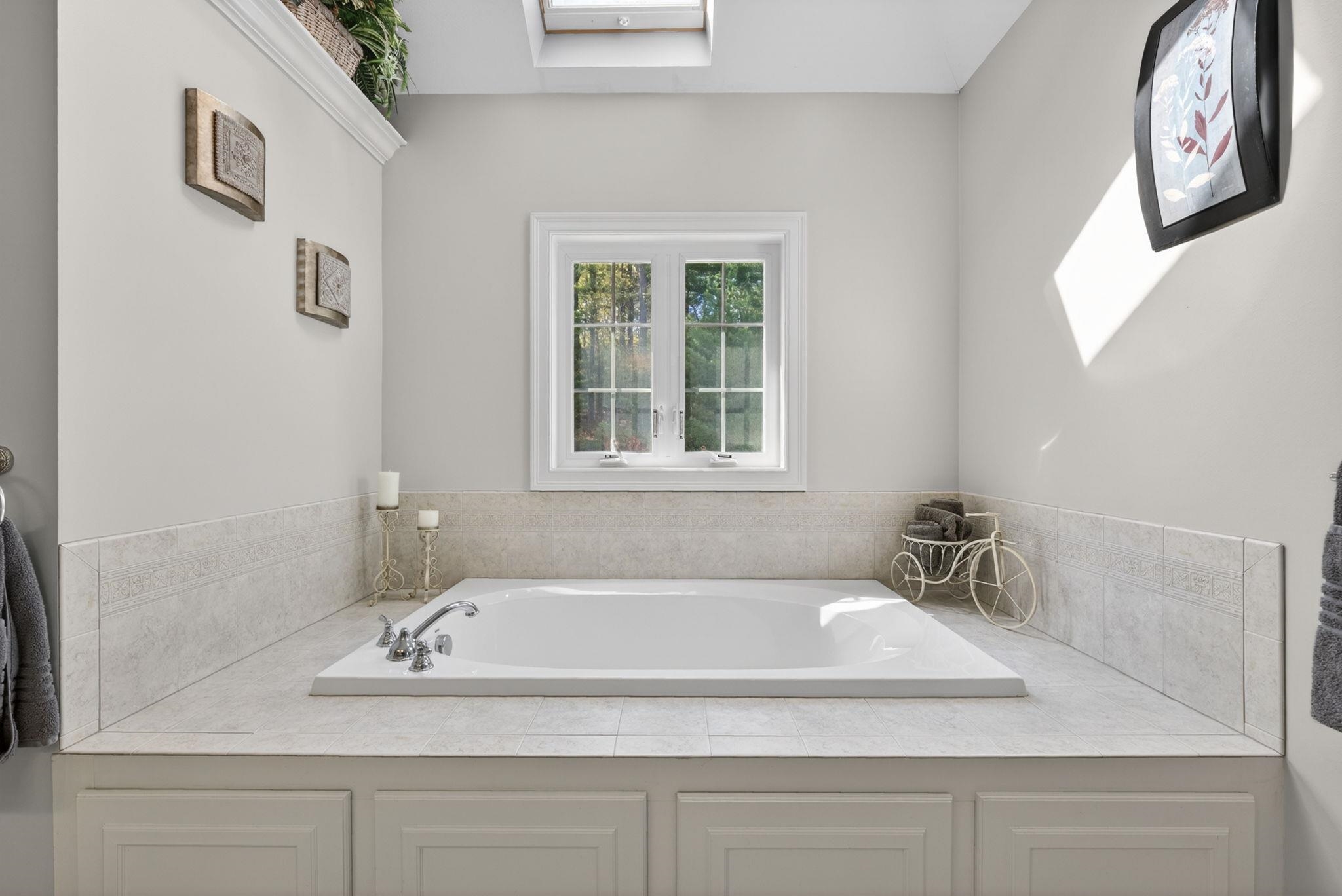 5 Cobblestone Road Pelham, NH 03076 - Photo 33 of 60