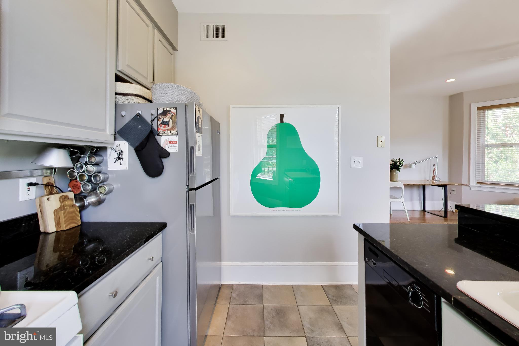 1423 R Street Northwest, Unit 300 Washington, DC 20009 - Photo 17 of 25