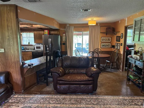 $200,000 | 12745 Farm To Market Road 274, Ravenna, TX 75476