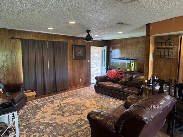 $200,000 | 12745 Farm To Market Road 274, Ravenna, TX 75476