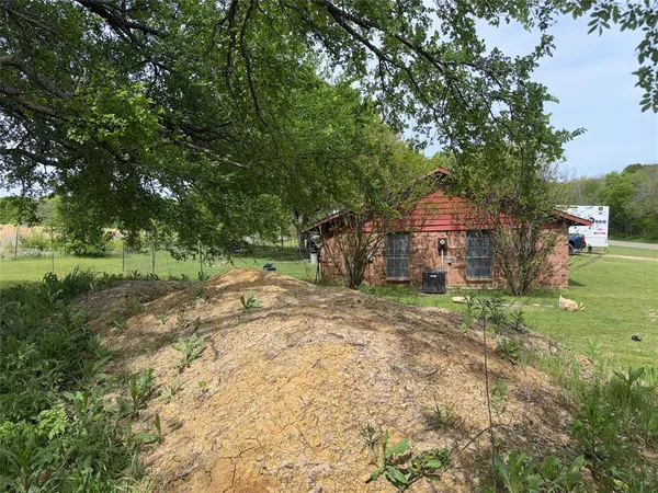 $200,000 | 12745 Farm To Market Road 274, Ravenna, TX 75476