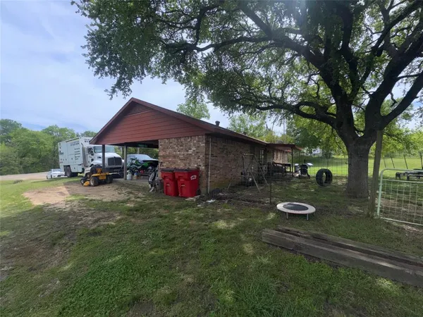 $200,000 | 12745 Farm To Market Road 274, Ravenna, TX 75476