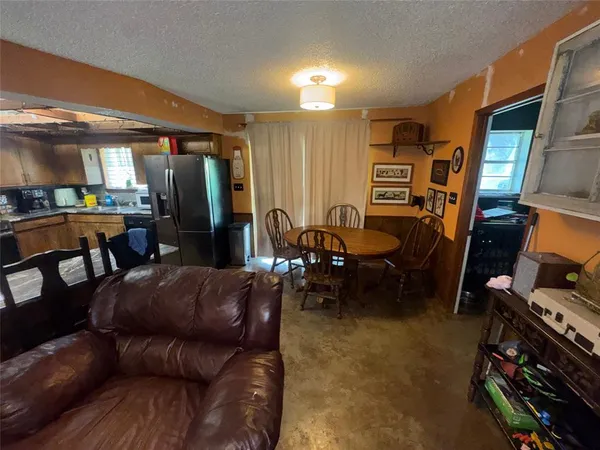 $200,000 | 12745 Farm To Market Road 274, Ravenna, TX 75476