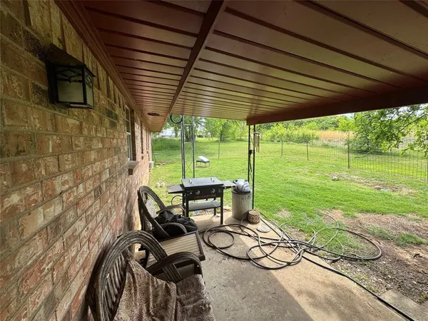 $200,000 | 12745 Farm To Market Road 274, Ravenna, TX 75476