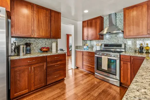 $949,000 | 647 Boysenberry Way, Oceanside, CA 92057