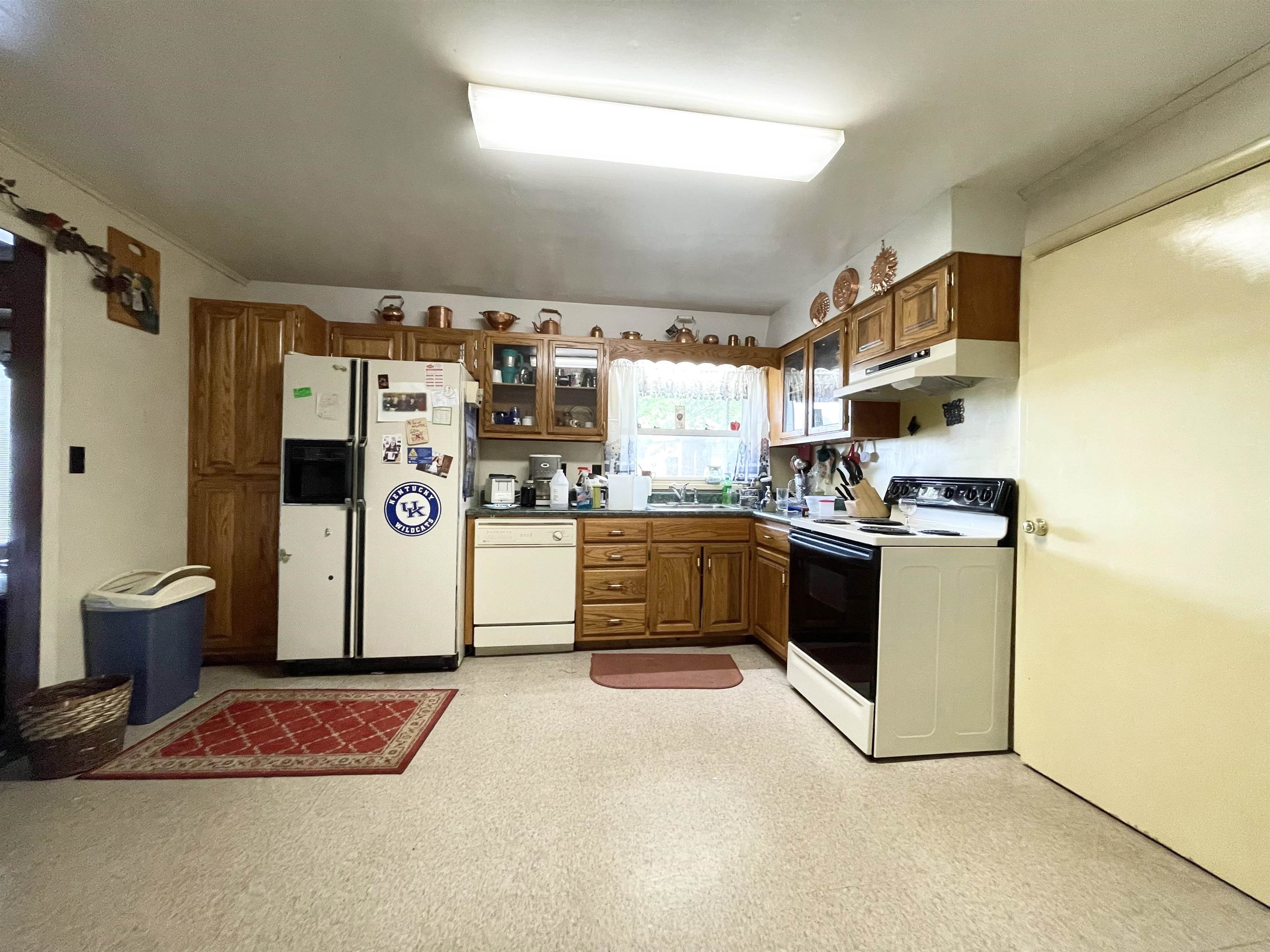 789 Cherokee Road Russell, KY 41169 - Photo 7 of 30