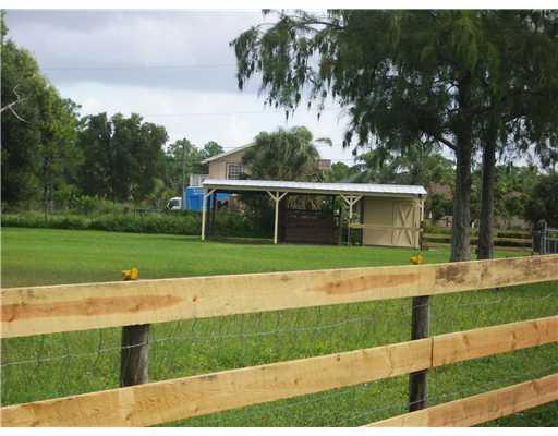 10793 58th Road South Lake Worth, FL 33449 - Photo 22 of 23 open barn