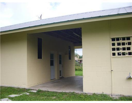 10793 58th Road South Lake Worth, FL 33449 - Photo 6 of 23 barn3