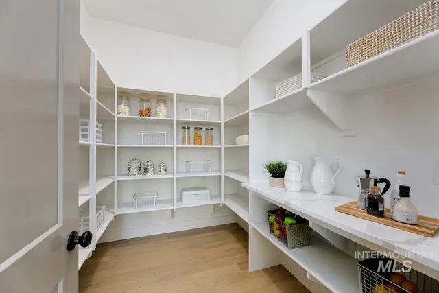 $869,900 | 21895 Paint Avenue, Star, ID 83669