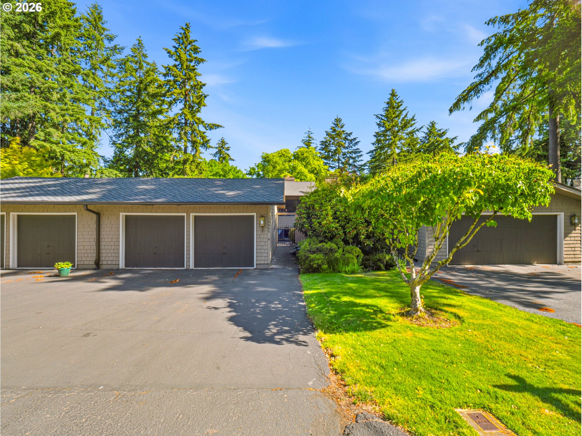 14405 Southwest 27th Court Beaverton, OR 97008 - Photo 35 of 44 Garage