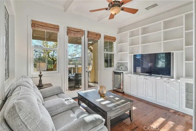 $825,000 | 27976 Red Pine Court, Valencia, CA 91354