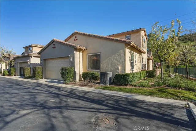 $825,000 | 27976 Red Pine Court, Valencia, CA 91354