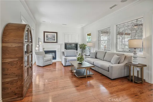 $825,000 | 27976 Red Pine Court, Valencia, CA 91354