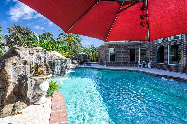 a view of a house with a outdoor space