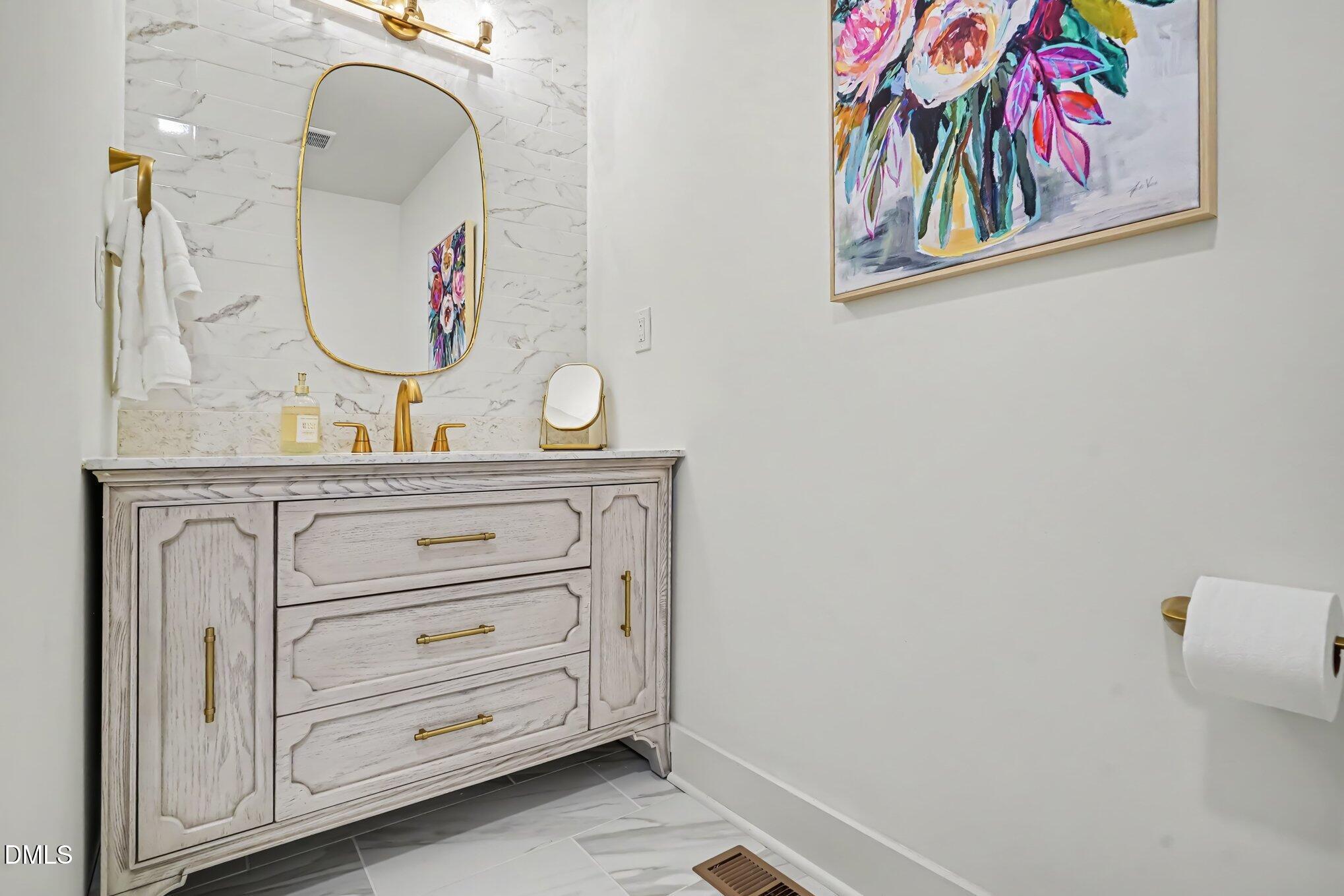 308 North King Charles Road Raleigh, NC 27610 - Photo 13 of 31 026_file_1464