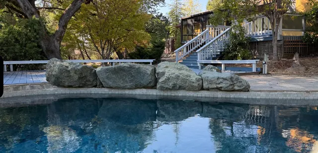 $699,000 | 1461 Meadow Drive, Ukiah, CA 95482