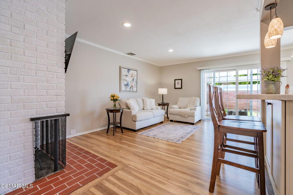 18721 Doty Avenue Torrance, CA 90504 - Photo 11 of 63