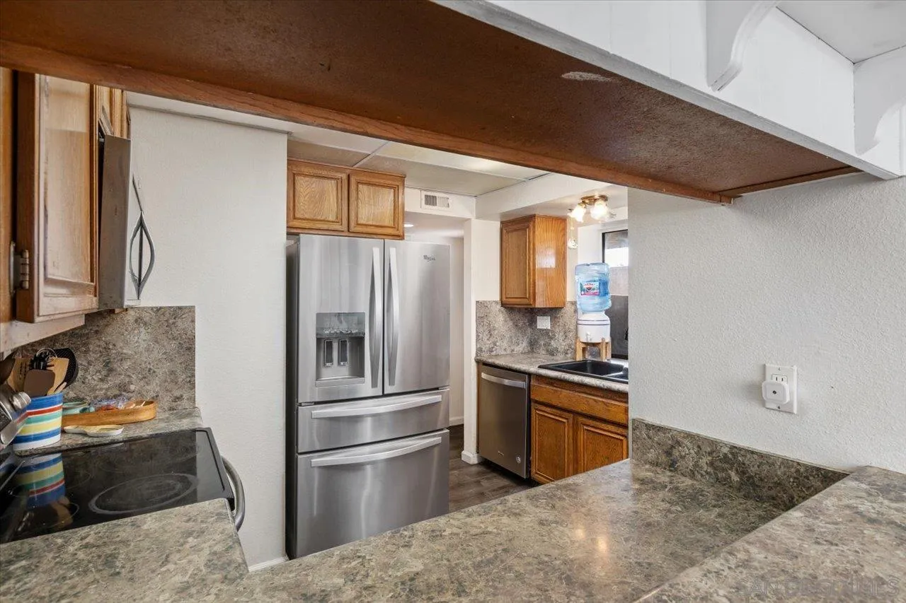 17548 Ashburton Road Rancho Bernardo, CA 92128 - Photo 11 of 24