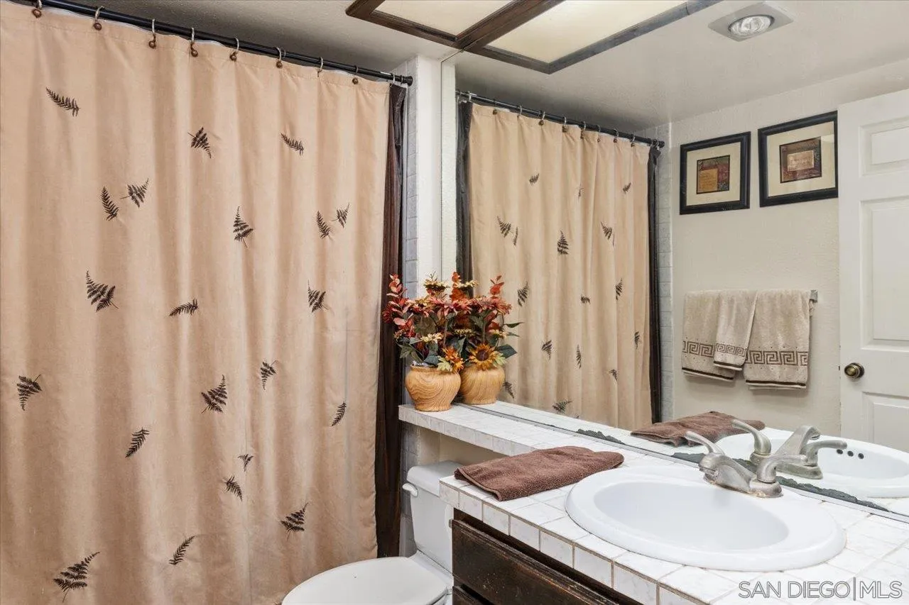 17548 Ashburton Road Rancho Bernardo, CA 92128 - Photo 22 of 24