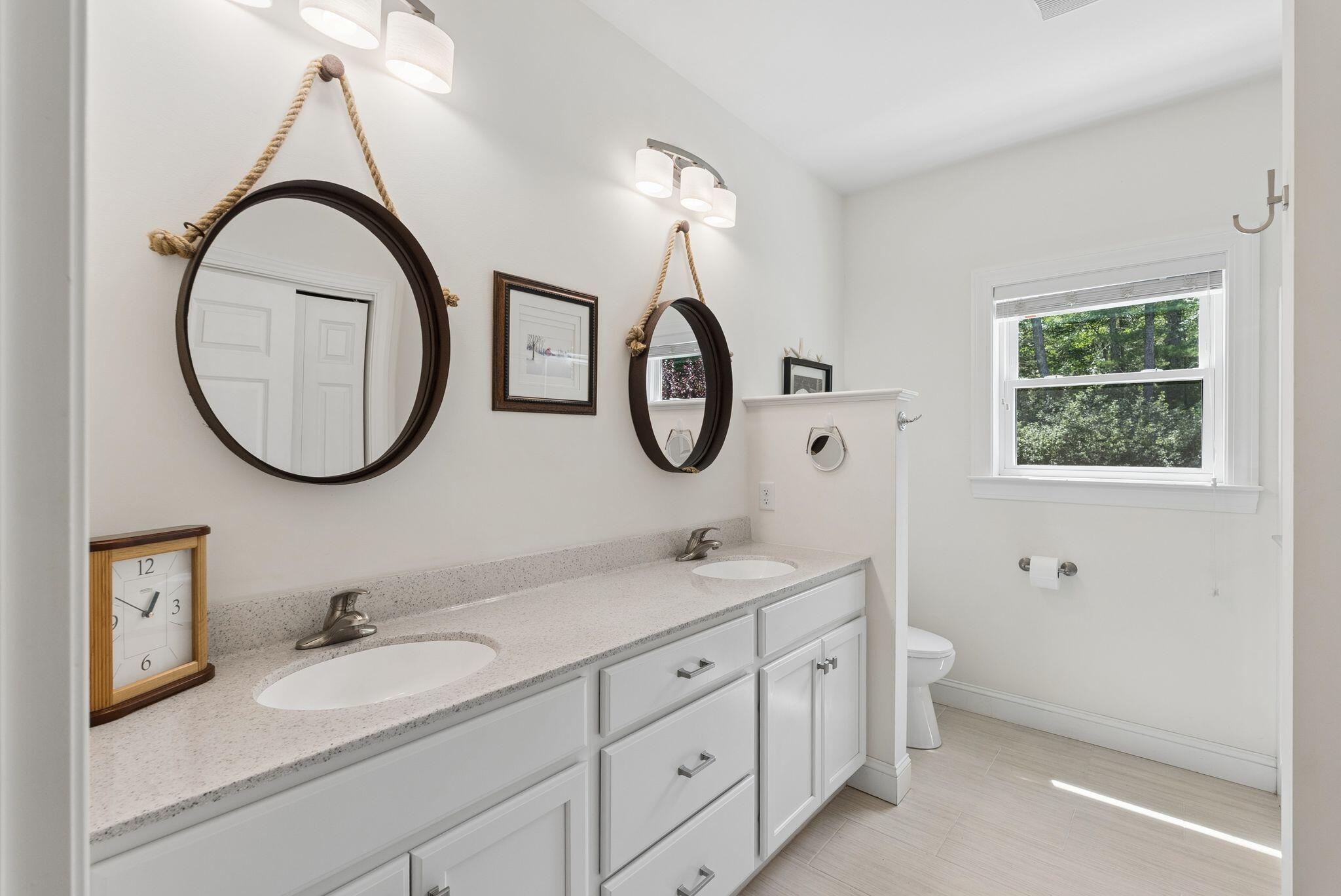 113 Sea Road Kennebunk, ME 04043 - Photo 26 of 55 Primary Bathroom