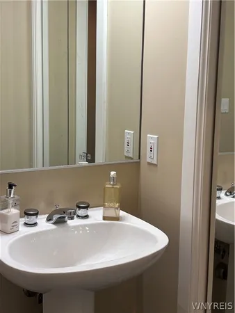 $2,500 | 610 Main Street, Unit 505, Buffalo, NY 14202