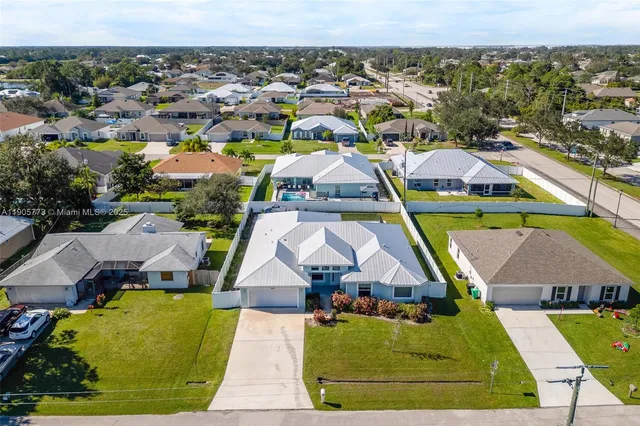 $4,700 | 4609 Southwest Pearl Street, Port St. Lucie, FL 34953