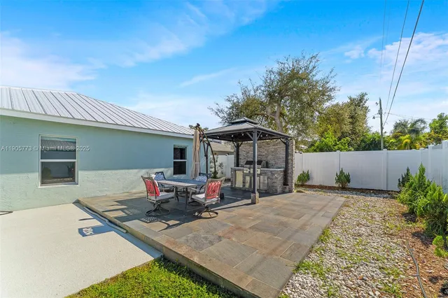 $4,700 | 4609 Southwest Pearl Street, Port St. Lucie, FL 34953