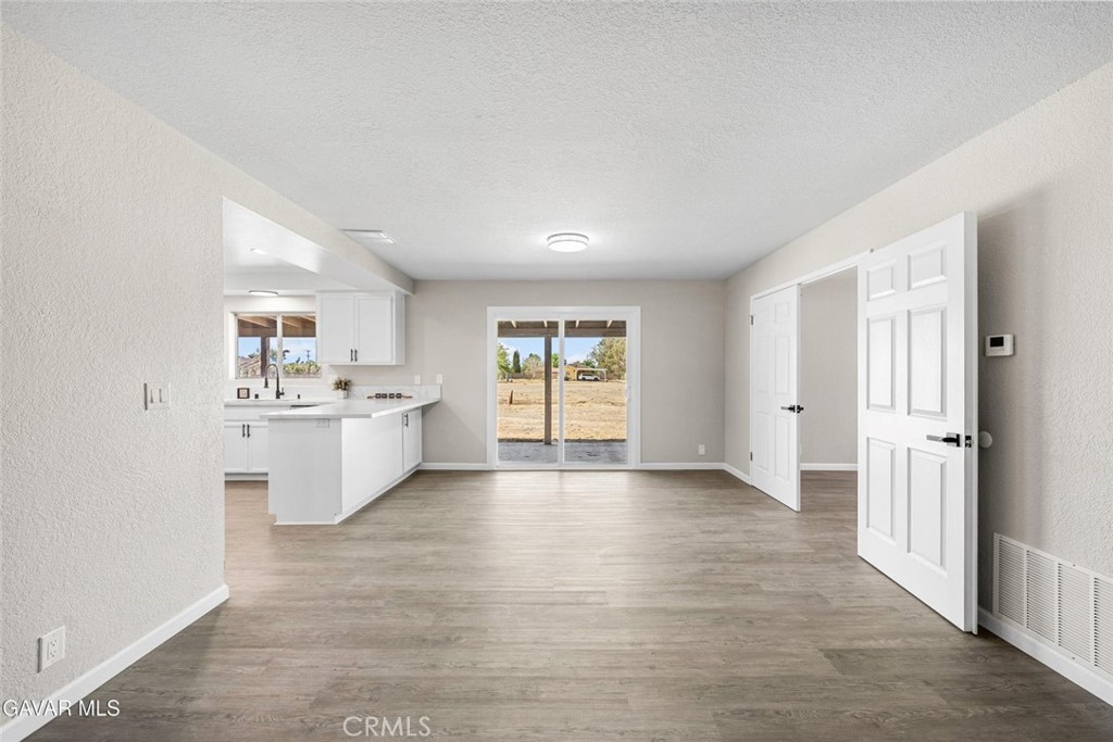 10157 East Ave R 8 Littlerock, CA 93543 - Photo 9 of 50