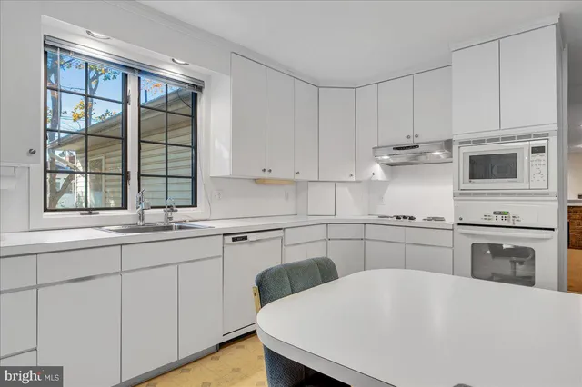 $650,000 | 2438 Granby Road, Wilmington, DE 19810