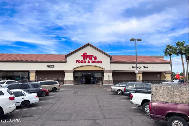 $1,699 | 2614 East Monte Vista Road, Unit 3, Phoenix, AZ 85008