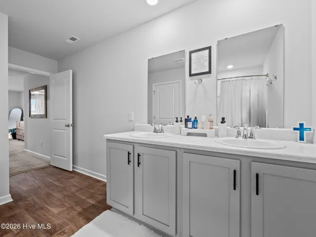 $349,000 | 148 Bur Oaks Boulevard, Newport, NC 28570