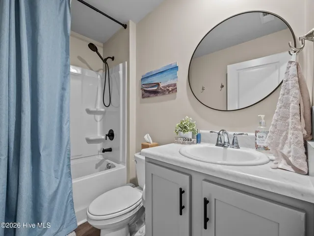 $349,000 | 148 Bur Oaks Boulevard, Newport, NC 28570