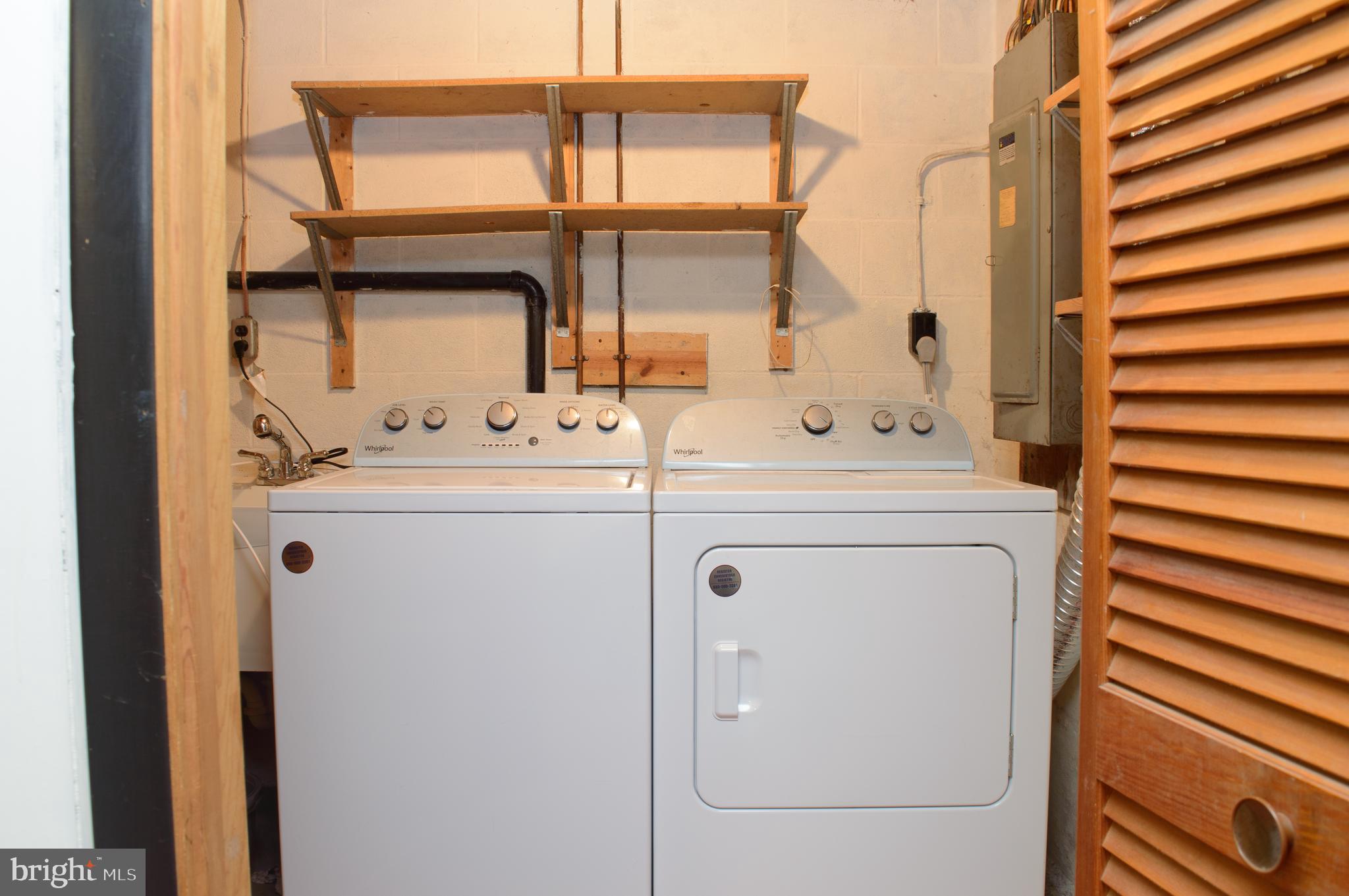 12713 Winchester Road Cumberland, MD 21502 - Photo 50 of 55 a utility room with dryer and washer
