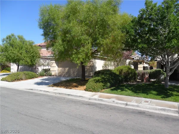 $2,100 | 3220 Little Stream Street, Las Vegas, NV 89135
