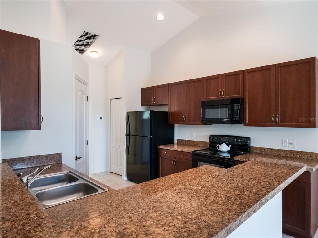 2907 Southern Pines Loop Clermont, FL 34711 - Photo 9 of 31