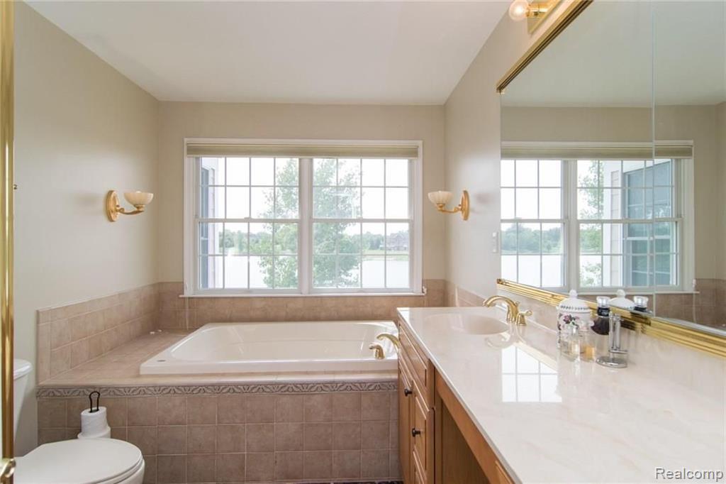 24981 Reeds Pointe Drive Novi, MI 48374 - Photo 31 of 66