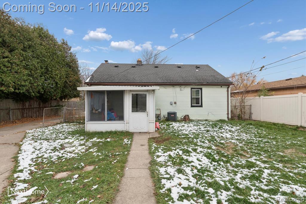 15911 Allen Road Southgate, MI 48195 - Photo 27 of 29